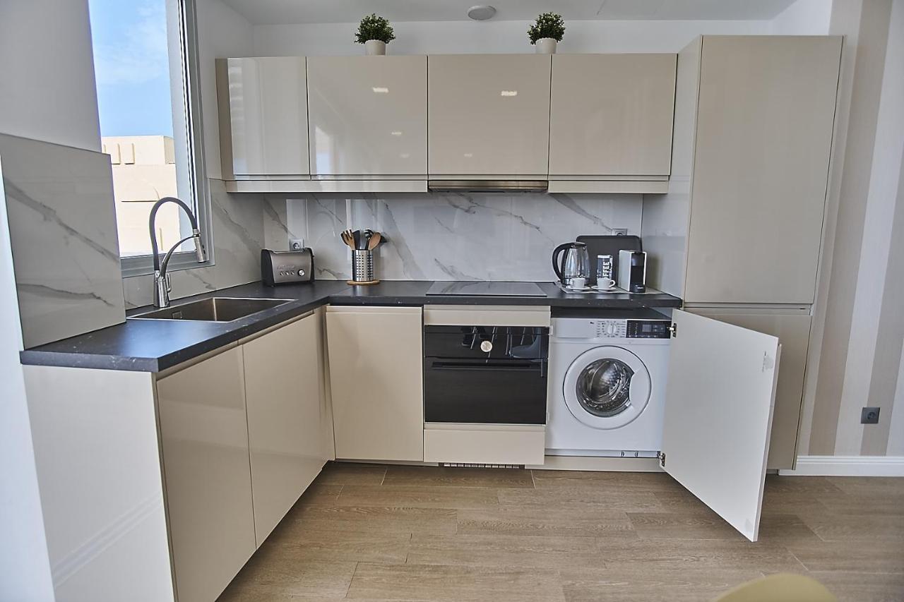 Malibu Canteras Atico 23 Vista Mar - Seaview Penthouse (Adults Only) لاس بالماس دي غران كاناريا المظهر الخارجي الصورة